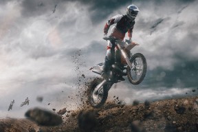 开云平台-雄鹿逆转尼克斯，英格拉姆关键时刻站出来