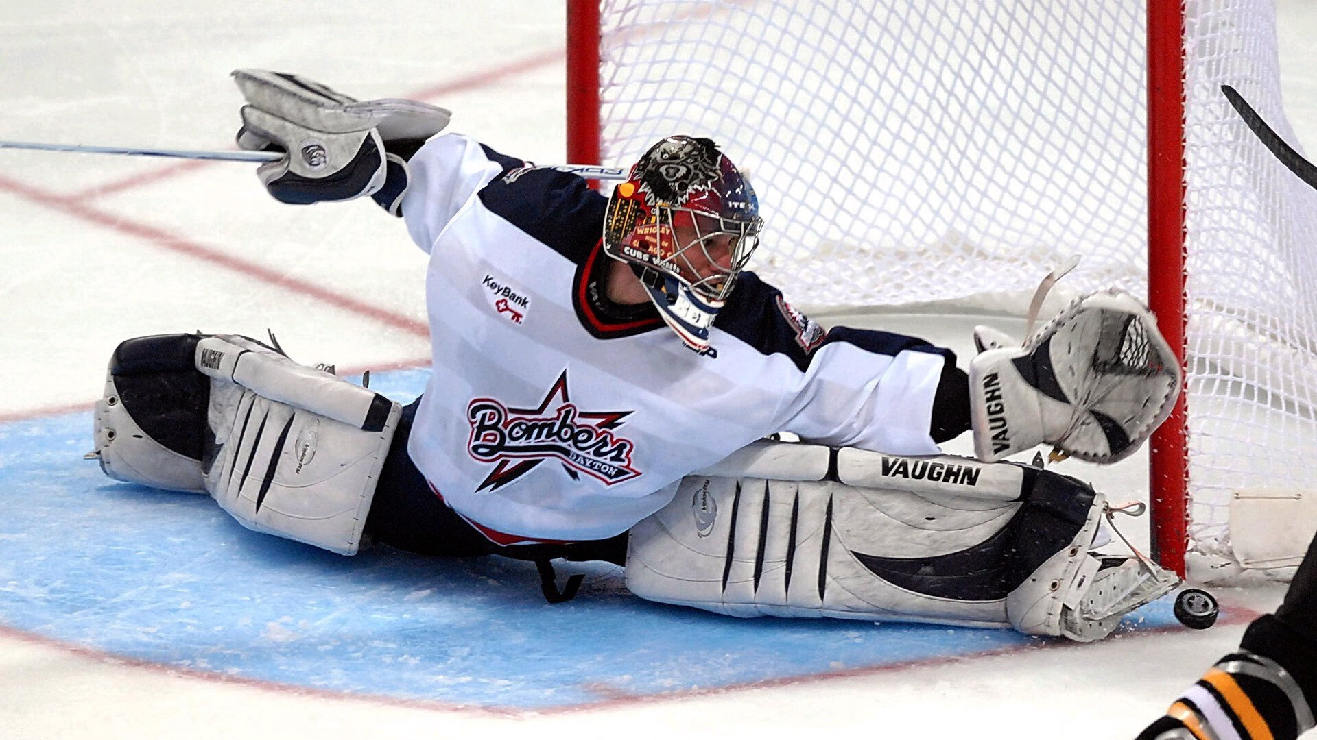 西决生死战之夜,利拉德节奏完全掌控,撕裂的不仅是防守