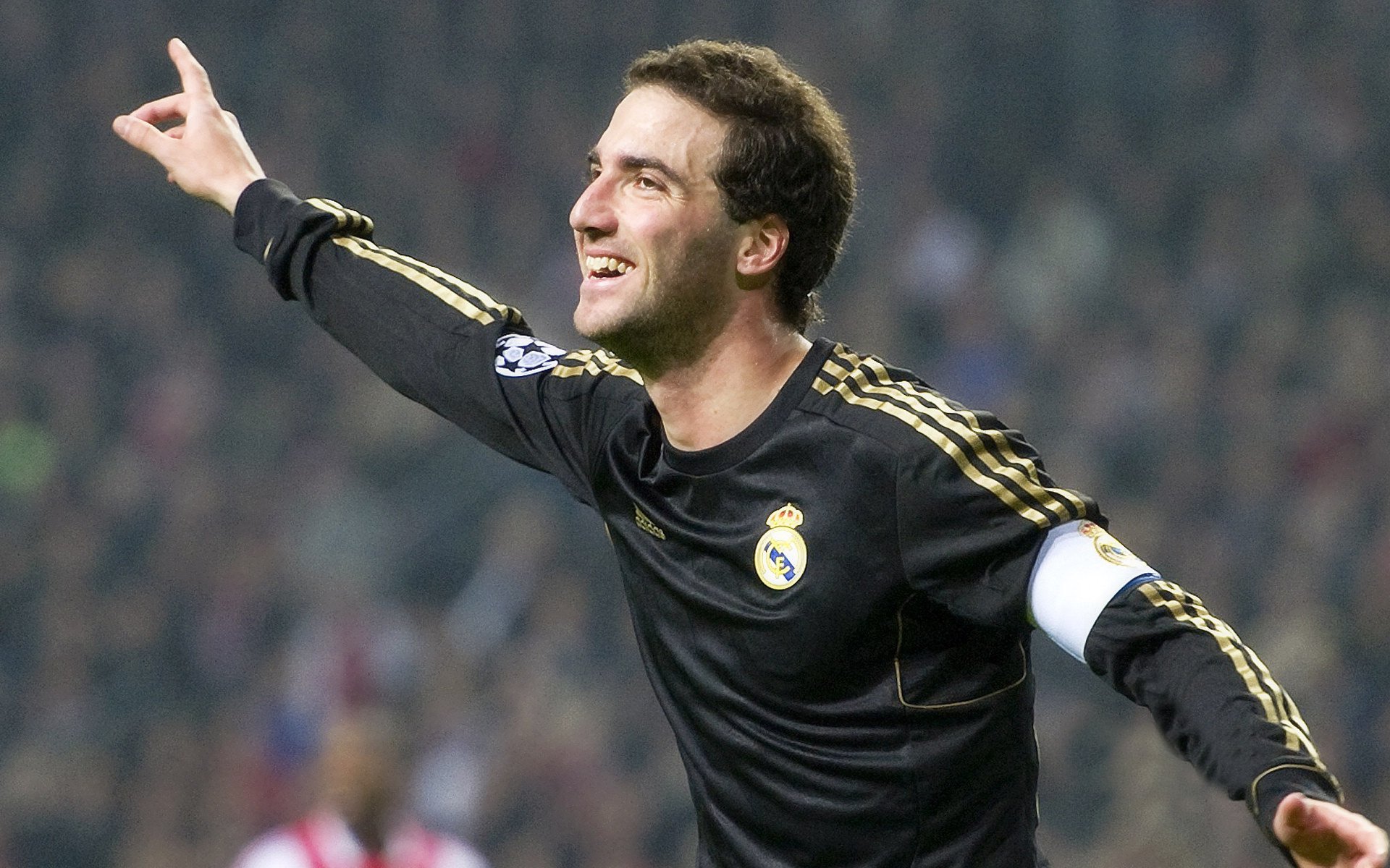 意甲焦点战之夜,约基奇冠军级表现,当足球遇见篮球的胜利哲学